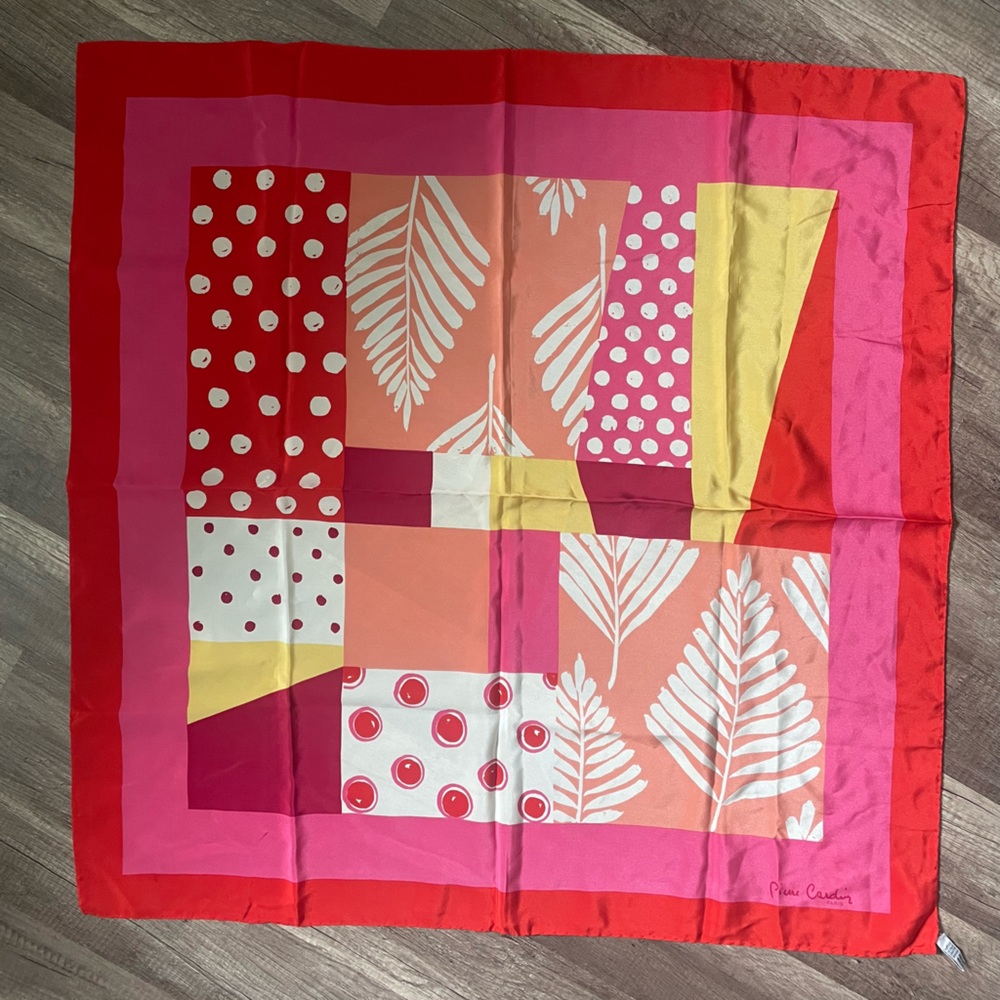 Pierre Cardin Vintage Silk Signed Scarf 30x30 Pink Red Orange Scarf Top - Picture 3 of 12